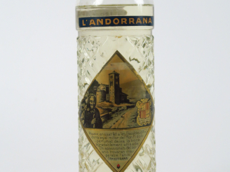 Vente aux enchères 1 VIEILLE BOUTEILLE (1 l) ANIS ANDORRANA