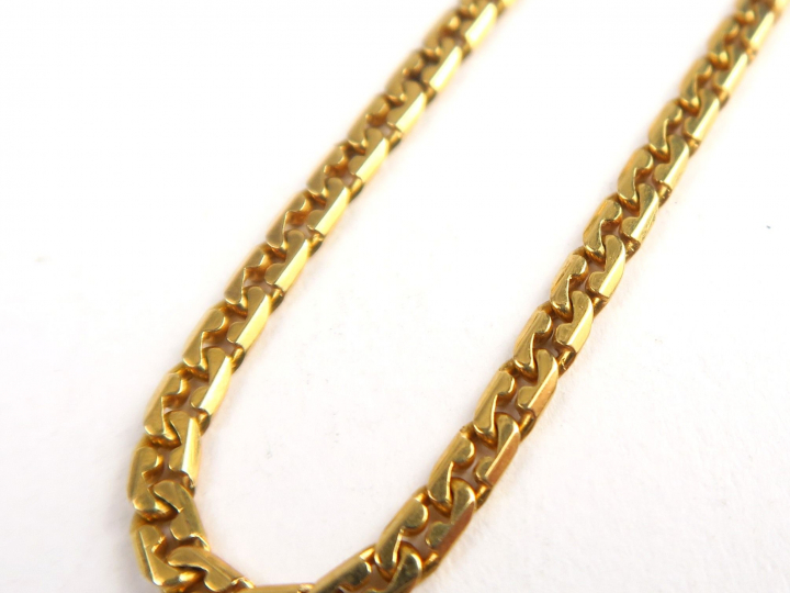 Chaine en or. Poids : 12,5 g