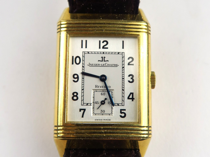 JAEGER LECOULTRE. Montre d'homme Reverso, boitier et attache du bracel