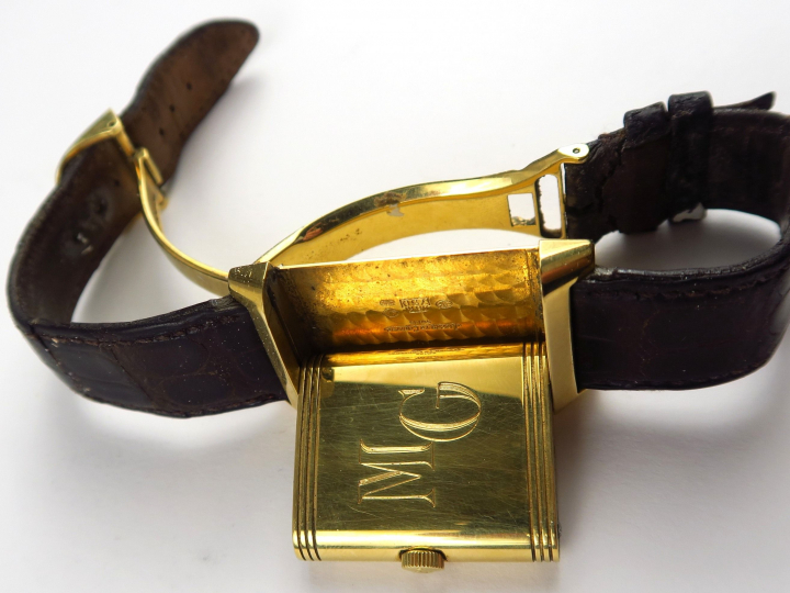 JAEGER LECOULTRE. Montre d'homme Reverso, boitier et attache du bracel
