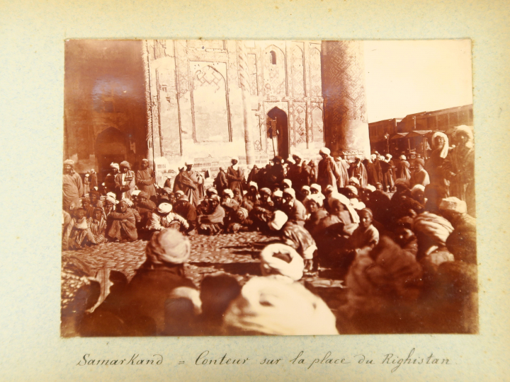 "Voyage à Samarkand"  Album de 43 photographies de voyage comprenant d
