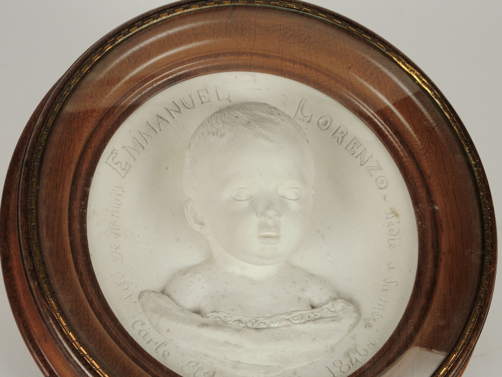 Sujet en plâtre en tondo "Portrait d’Emmanuel Lorenzo" par Carle ELSHO
