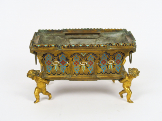 Vente aux enchères P. ROUSSEL (place Vendôme à Paris). Jardinière en bronze et émaux poly
