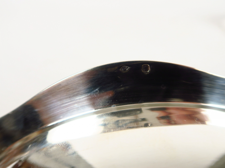 Paire de jattes creuses de style Louis XV en argent, poinçon Minerve, 