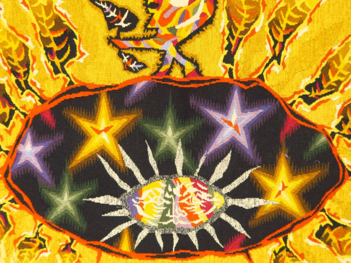 Jean LURCAT. "Lune rouge". Tapisserie d'Aubusson. Signée sur le bolduc