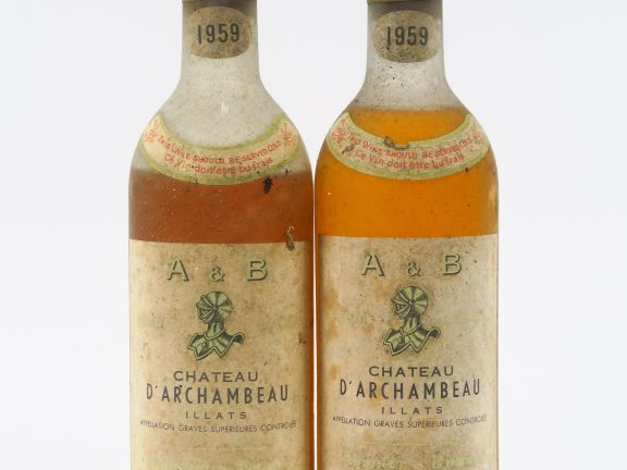 2 BOUTEILLES CHÂTEAU D'ARCHAMBEAU GRAVES SUPERIEUR - 1959 - 1 HEP/1 BE