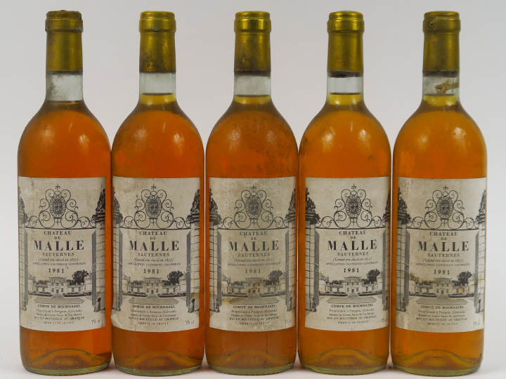 5 BOUTEILLES CHÂTEAU DE MALLE CC SAUTERNES - 1981 - BG+