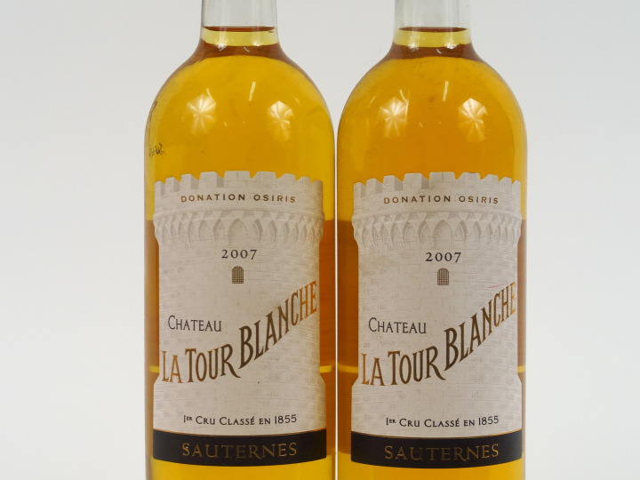 2 BOUTEILLES CHÂTEAU LA TOUR BLANCHE 1er GCC SAUTERNES - 2007 - BG+