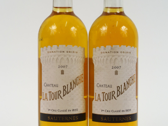 Vente aux enchères 2 BOUTEILLES CHÂTEAU LA TOUR BLANCHE 1er GCC SAUTERNES - 2007 - BG+