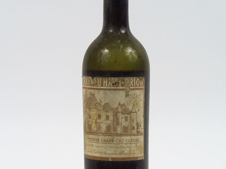 1 BOUTEILLE CHÂTEAU HAUT BRION 1er GCC GRAVES - 1924 - VIDANGE/CAPS AB