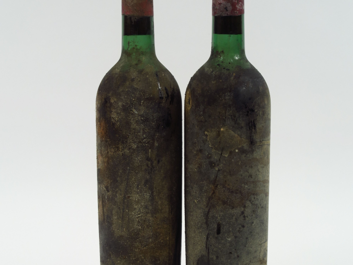 2 BOUTEILLES CHÂTEAU AUSONE ST EMILION - 1940 - MEP/SE/BOUCHON ESTMAPE