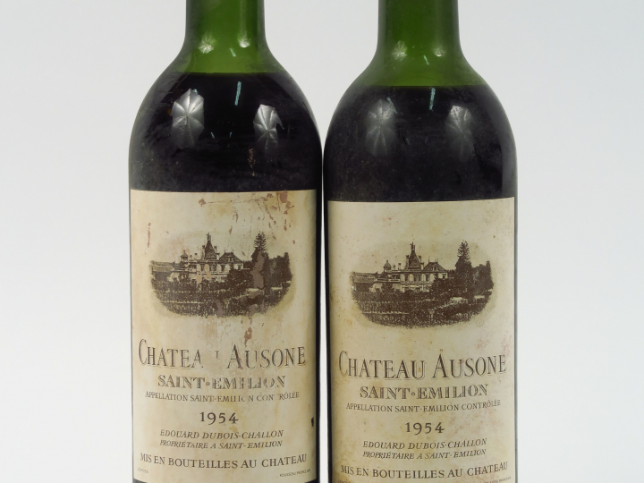 2 BOUTEILLES CHÂTEAU AUSONE ST EMILION - 1954 - MEP/BTLS/1 CAPS TL COR
