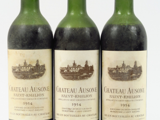 Vente aux enchères 3 BOUTEILLES CHÂTEAU AUSONE ST EMILION - 1954 - BEP/BTLS/1 CAPS TLA