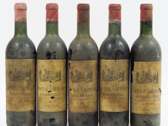 Vente aux enchères 5 BOUTEILLES CHÂTEAU COUDERT ST EMILION - 1955 - 4 LB-HEP/1 MEP/BS/EA/