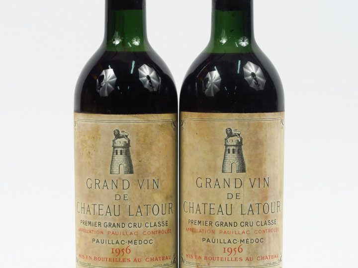 2 BOUTEILLES CHÂTEAU LATOUR 1er GCC PAUILLAC - 1956 - HEP/ELF/1 CAPS A