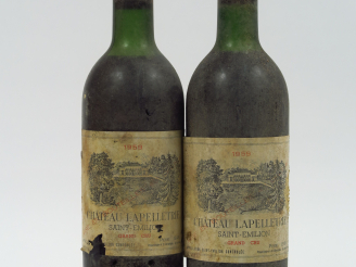Vente aux enchères 2 BOUTEILLES CHÂTEAU LAPELLETRIE GC ST EMILION - 1959 - 1 LB-HEP/1 HEP