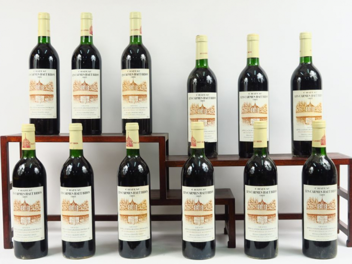 12 BOUTEILLES CHÂTEAU LES CARMES HAUT BRION GRAVES - 1985 - CBO - 8 BG