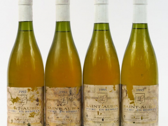 Vente aux enchères 4 BOUTEILLES ST AUBIN 1er CRU 'EN REMILLY' H. LAMY : 2 de 1992 EA - 2 