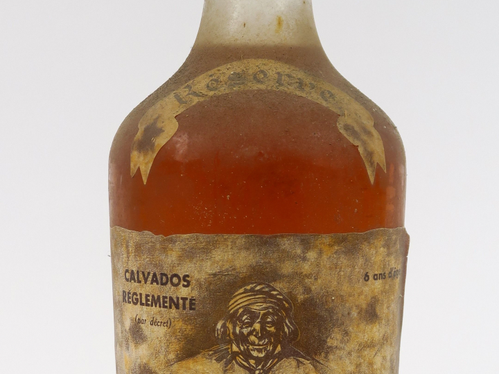 1 VIEUX DMG (3 L) CALVADOS REGLEMENTE VIEUX 'RESERVE' PÈRE MAGLOIRE - 