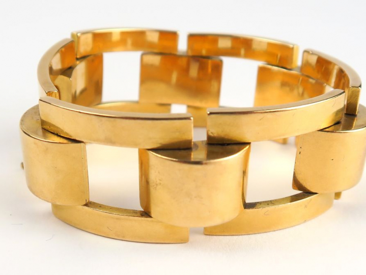 Bracelet Art Déco en or. Poids : 124 g