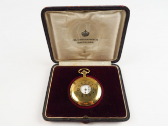 Vente aux enchères Ch. GROTTENDIECK. Montre de gousset en or, aux armes Napoléoniennes, e