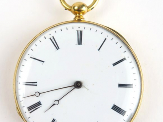 Vente aux enchères Montre de gousset en or, cuvette en métal. Poids tel : 58 g