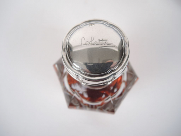 BACCARAT.  Garniture de toilette en cristal et argent, poinçon Minerve