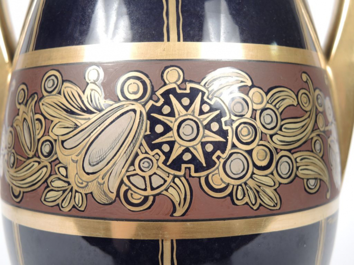 Vase à anses Art déco en porcelaine de Limoges, à décor bleu et doré d