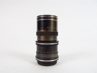 Vente aux enchères P. Angenieux. Objectif 2,5/90 type Y1 numéro 106779 couplé Leica.