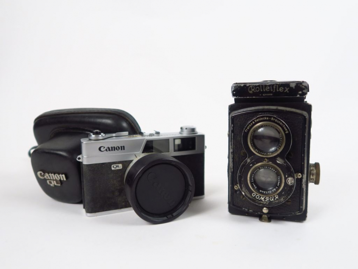 FRANKE   HEIDECKE. Rolleiflex, objectif Tessar 3,5/7,5 cm. En l'état. 