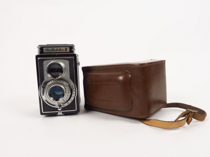 WELTA. Reflekta II. Objectif Pololyt. Boitier Reflex 6x6.Sac TP