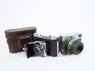 Vente aux enchères WELTA. Weltini. Objectif Trioplan 2,9/50. Sac TP. On y joint WERRA gai