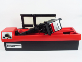 Vente aux enchères JOBO, Colorprocessor CPA. Quatre éprouvettes. On y joint un agrandisss