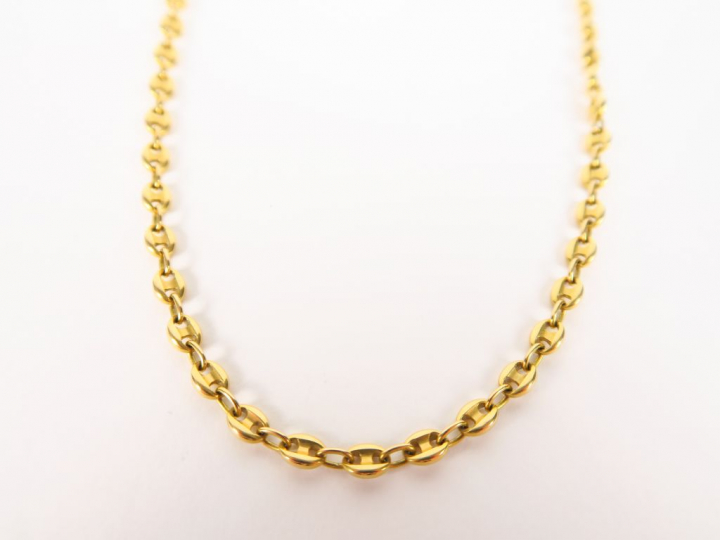 Collier en or, maille grain de café. Poids : 20,2 g