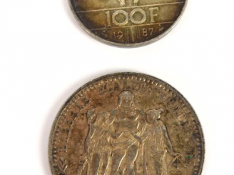 Vente aux enchères deux pièces en argent : 1 pièce de 100 fcs 1987 et 1 pièce de 10 fcs 1