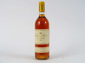 Vente aux enchères 1 BOUTEILLE CHÂTEAU D'YQUEM 1er CCS SAUTERNES - 1988