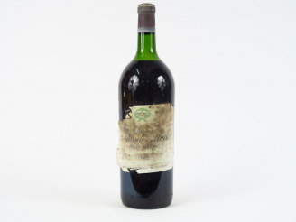 Vente aux enchères 1 MAGNUM CHÂTEAU SOCIANDO MALLET HAUT MEDOC - 1982 - HEP/ET/CAPS CORRO