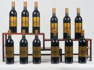 Vente aux enchères 12 BOUTEILLES CHÂTEAU D'ISSAN GCC MARGAUX - 1990 - CBO