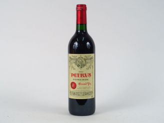 Vente aux enchères 1 BOUTEILLES CHÂTEAU PETRUS POMEROL - 1992