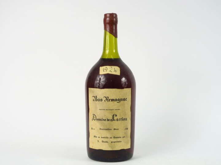 1 POT (2,5 L) BAS ARMAGNAC DOMAINE DE LARRIOU - 1924