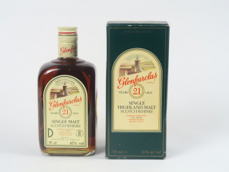 Vente aux enchères 1 BOUTEILLE GLENFARCLAS (75 cl) - Embouteilleur : OB - 43° - Age : 21 