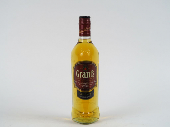 1 BOUTEILLE (50 cl) GRANT'S 