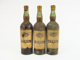 Vente aux enchères 3 TRES VIEILLES BOUTEILLES SYMPA GRAND VIN DU ROUSSILLON - BS