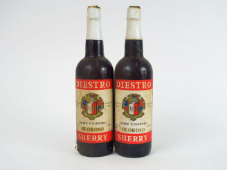 Vente aux enchères 2 TRES VIEILLES BOUTEILLES SHERRY JAIME F. DIESTRO - BS