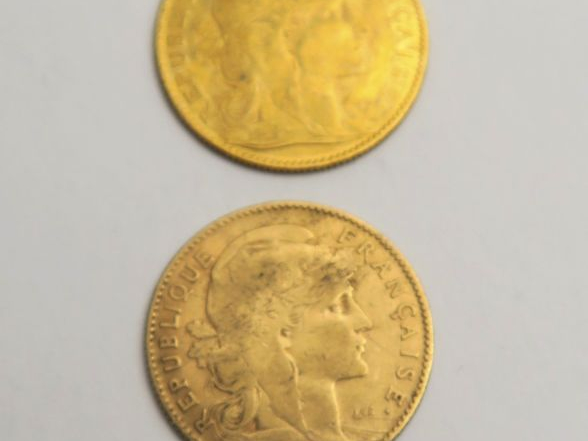 2 pièces 10 Francs or. Frais acheteur 5 % TTC