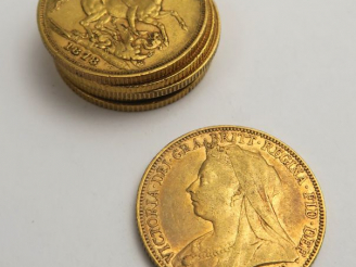 Vente aux enchères 6 pièces Souverain or. Frais acheteur 5 % TTC
