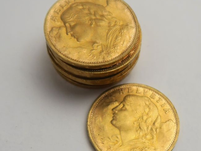 10 pièces de 20 Francs Suisse or. Frais acheteur 5 % TTC