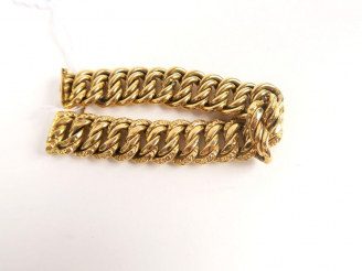 Vente aux enchères Bracelet maille américaine en or. Poids : 33 g