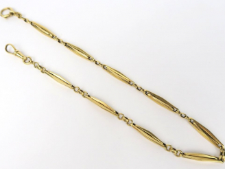 Vente aux enchères Giletière en or. Poids : 19,2 g