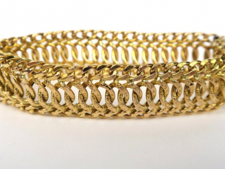 Vente aux enchères Bracelet en or. Poids : 14,3 g